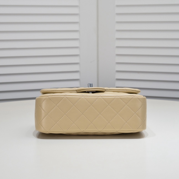 シャネルバッグ内部構造